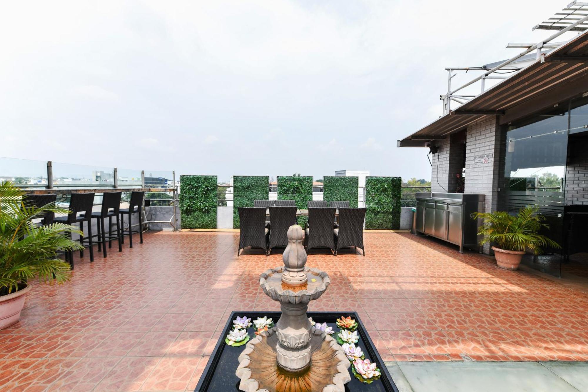 Hotel Roopa Mysore Bagian luar foto